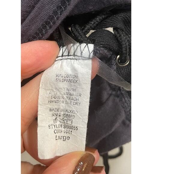 "Stay True" Windsor Rocker Motorcycle Concert Sleeveless Cropped Tee Sz L - Picture 6 of 6